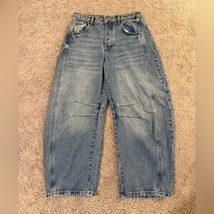 Free people- We the free good luck mid rise barrel Jean